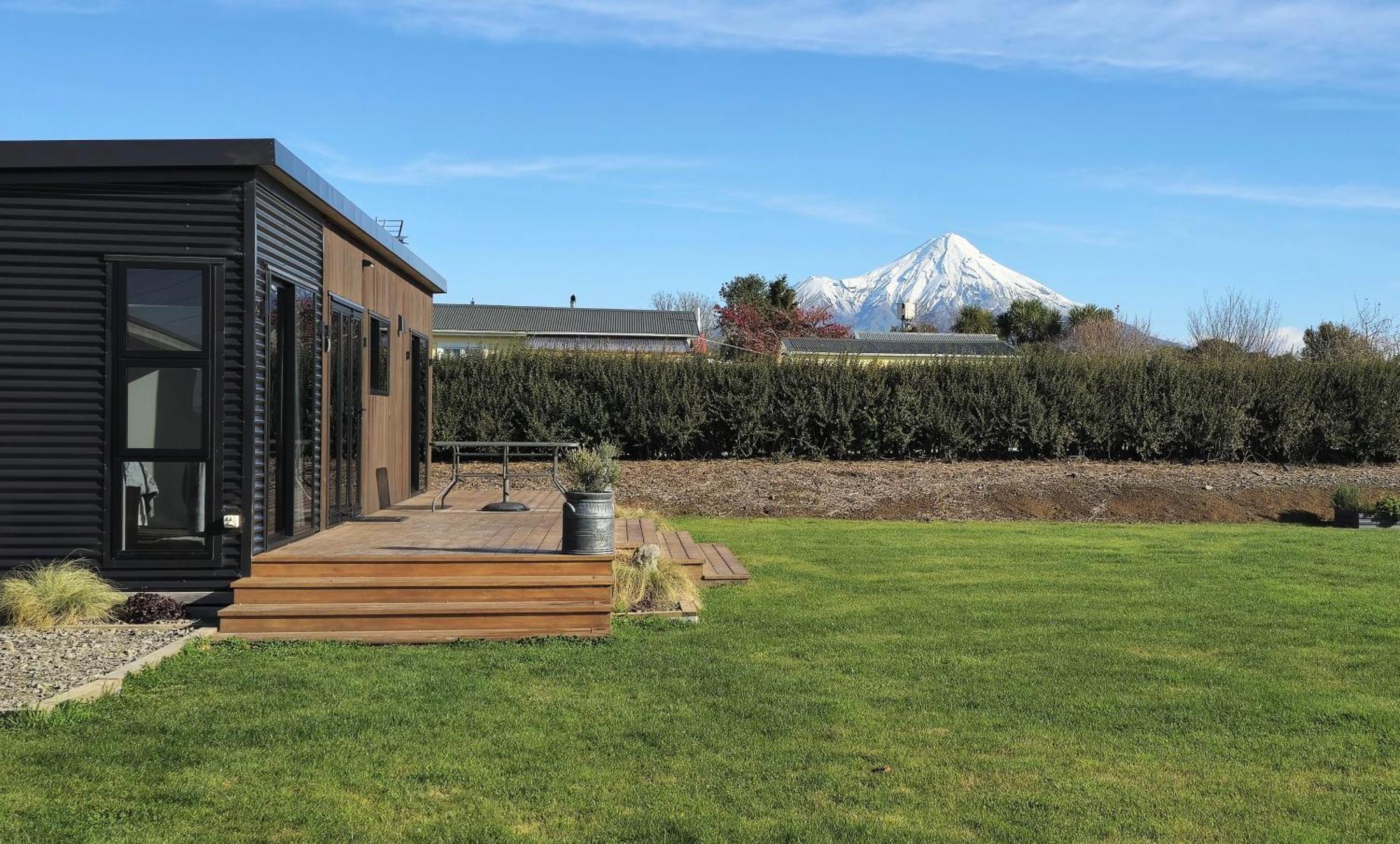 Peaceful On Pembroke Villa Stratford Exterior photo